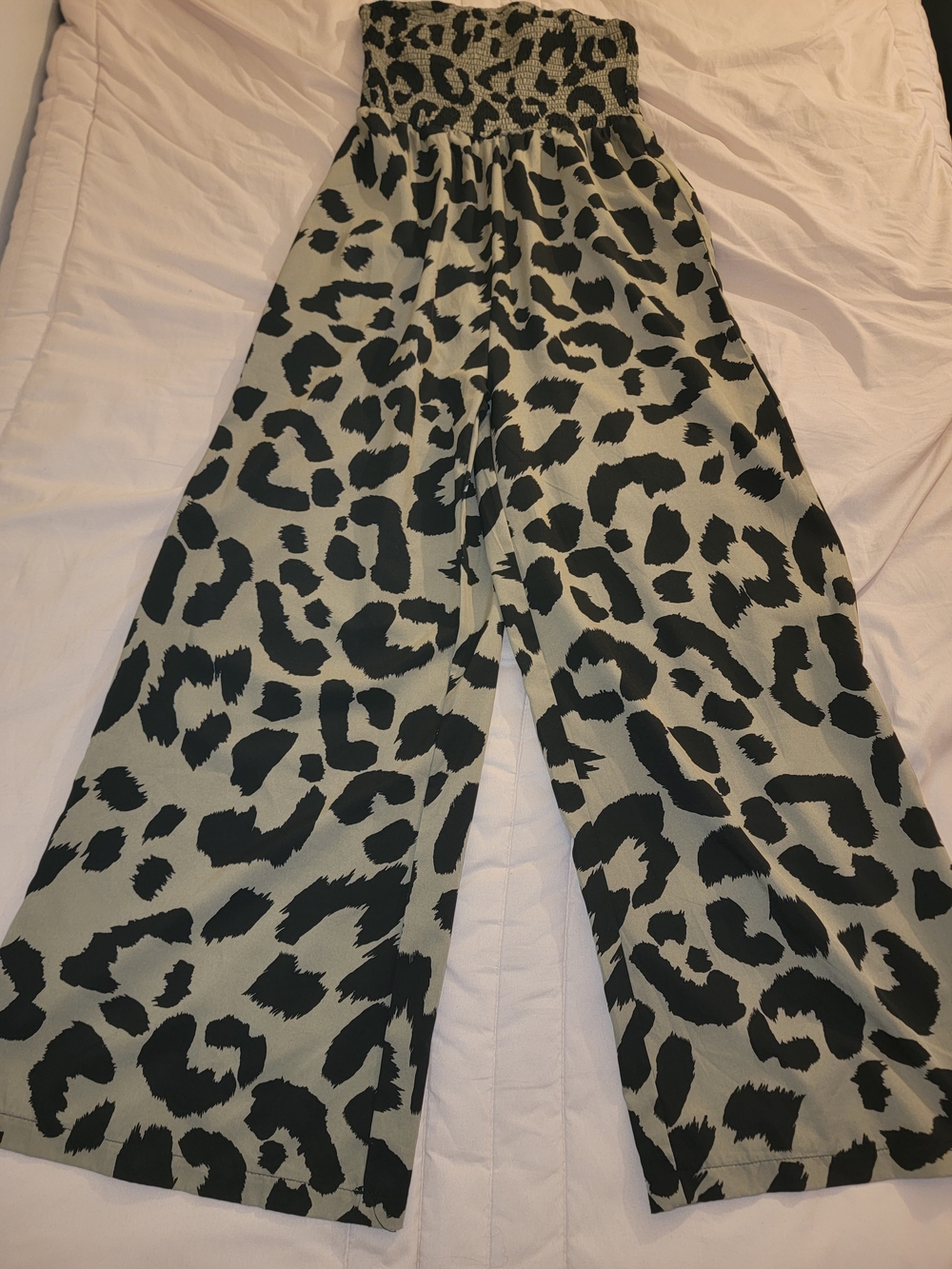 SHEIN Black Leopard Print Wide-Leg Smocked Jumpsuit
